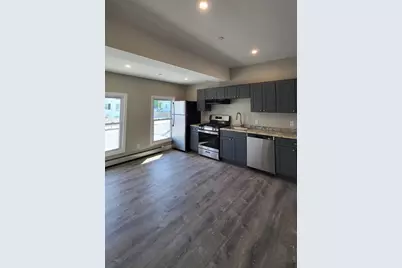 218 Mechanic Street #2, Leominster, MA 01453 - Photo 4