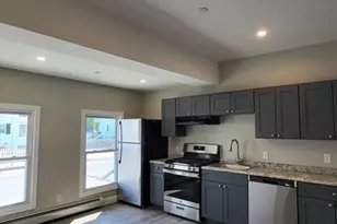 218 Mechanic St, Leominster, MA 01453 - Photo 4