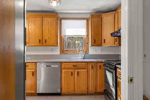 38 Garden Pkwy, Norwood, MA 02062 - Photo 14