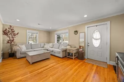 148 Chard St, Weymouth, MA 02189 - Photo 6
