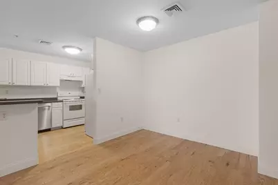 30 Franklin St #411, Malden, MA 02148 - Photo 8