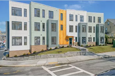 34 Oak Street #104, Boston, MA 02136 - Photo 2