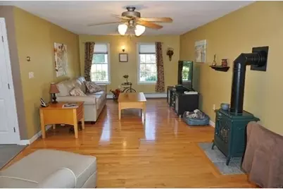 84 Chester St, Worcester, MA 01605 - Photo 18