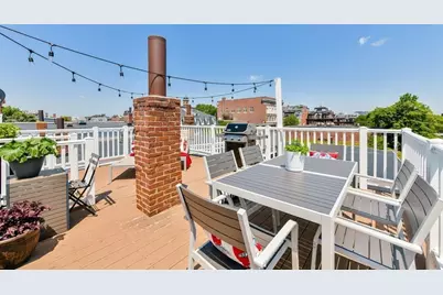 587 E 4th St #3, Boston, MA 02127 - Photo 10