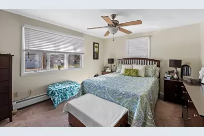 9 Cleveland Pl, Gloucester, MA 01930 - Photo 24