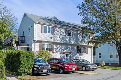 9 Cleveland Pl, Gloucester, MA 01930 - Photo 2