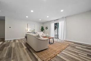 4 Thayer Pond Dr, Oxford, MA 01537 - Photo 8