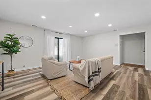 4 Thayer Pond Dr, Oxford, MA 01537 - Photo 10