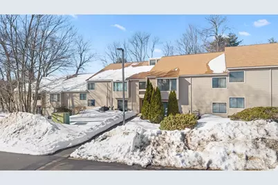 4 Thayer Pond Dr #20, Oxford, MA 01537 - Photo 2