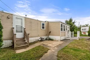 350 West St, Ludlow, MA 01056 - Photo 22