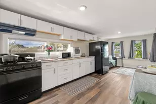 350 West St, Ludlow, MA 01056 - Photo 12