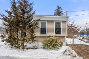 350 West St, Ludlow, MA 01056 - Photo 4