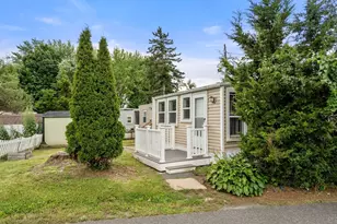 350 West St, Ludlow, MA 01056 - Photo 2