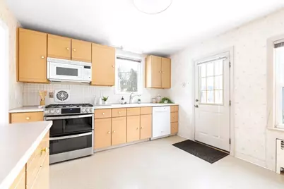 31 Birds Hill Ave, Needham, MA 02492 - Photo 8