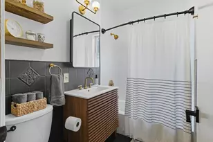 20 Rice St, Brookline, MA 02445 - Photo 12