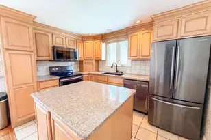 6 Laurelwood Dr, Oxford, MA 01537 - Photo 6