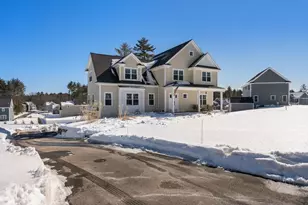 22 Taylor Ln, Rowley, MA 01969 - Photo 2