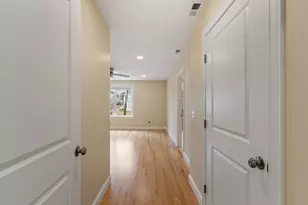 23 Leslie Rd, Worcester, MA 01605 - Photo 36