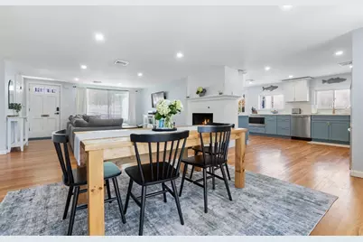 233 Lowell #1, Peabody, MA 01960 - Photo 4