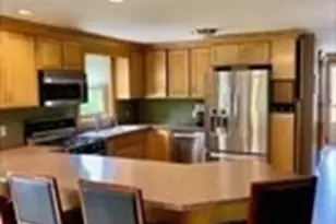 973 Pembroke, New Bedford, MA 02745 - Photo 8