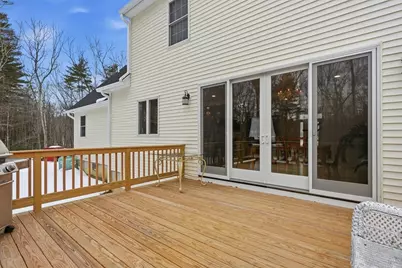 14 Lefevre Dr, Kingston, NH 03848 - Photo 4