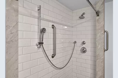 56 Raymond St, Falmouth, MA 02540 - Photo 18