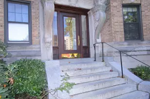 122 Riverway, Boston, MA 02215 - Photo 2