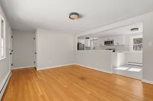 41 Scaddings St, Taunton, MA 02780 - Photo 10