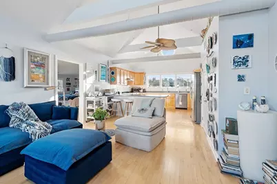 60 Rocky Neck Ave #202, Gloucester, MA 01930 - Photo 4