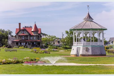 112 Dukes County, Oak Bluffs, MA 02557 - Photo 4