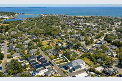 112 Dukes County, Oak Bluffs, MA 02557 - Photo 2