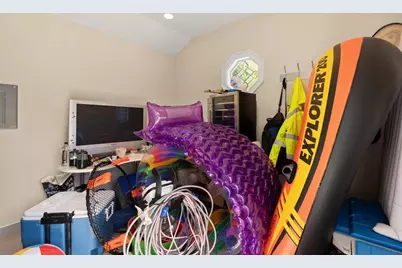 20 Blossom Rd, Braintree, MA 02184 - Photo 34