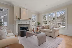 53 Chesterton Rd, Wellesley, MA 02481 - Photo 4