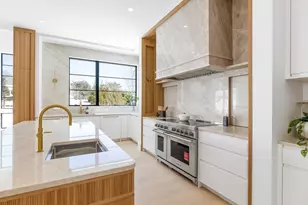 28 Dorothy Rd, Newton, MA 02459 - Photo 4