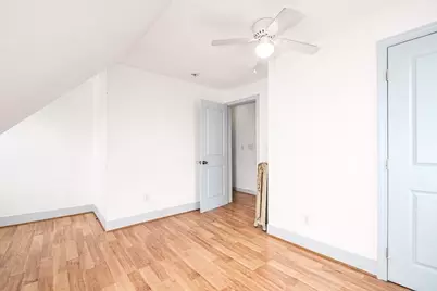 7-9 Dexter #7, Waltham, MA 02453 - Photo 8