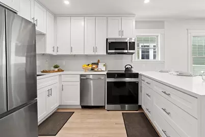 60 Derby St #5, Somerville, MA 02145 - Photo 8