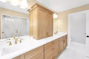 17 Starling St, Boston, MA 02132 - Photo 14