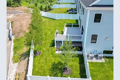 17 Starling Street, Boston, MA 02132 - Photo 4