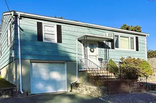 103 Kernwood Dr, Lynn, MA 01904 - Photo 1