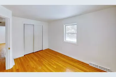 232 School St, Groveland, MA 01834 - Photo 16