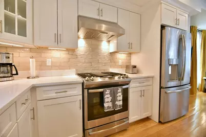 145 Stoughton St #5, Boston, MA 02125 - Photo 8