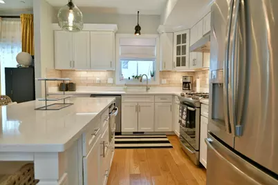 145 Stoughton St #5, Boston, MA 02125 - Photo 10