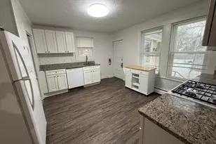 17 Moraine Pl, Brockton, MA 02301 - Photo 4