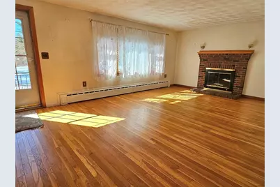 7 Dana Park, Hopedale, MA 01747 - Photo 8