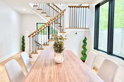 811 Heath St #811, Brookline, MA 02467 - Photo 12