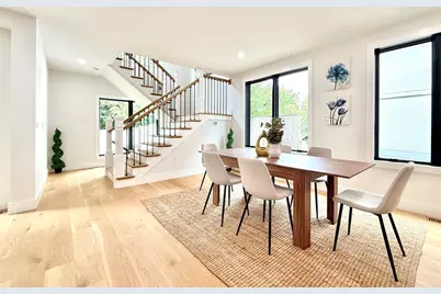 811 Heath St #811, Brookline, MA 02467 - Photo 6