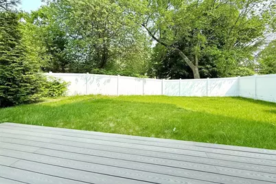 811 Heath Street, Brookline, MA 02467 - Photo 14