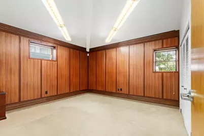 30 Thacher St, Malden, MA 02148 - Photo 16