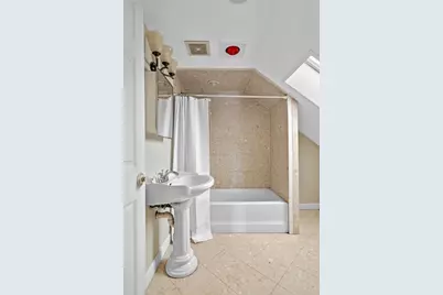 69 Tremont #2, Salem, MA 01970 - Photo 14