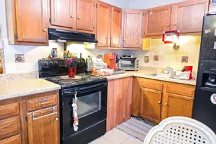 37 Gates Rd, Worcester, MA 01603 - Photo 14